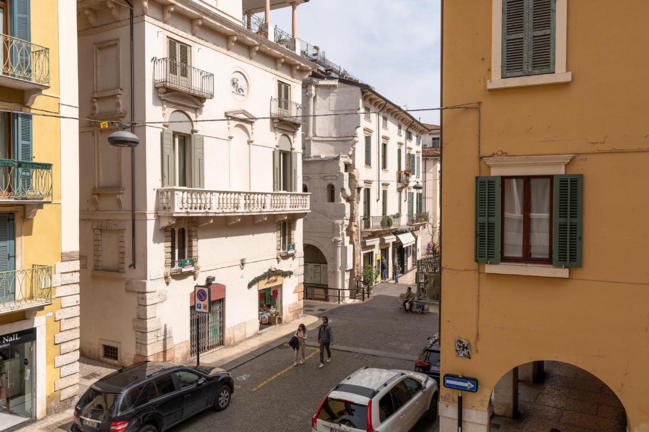 Domus Verona - Elegante Residenza Con Affaccio Su Porta Leoni 외부 사진