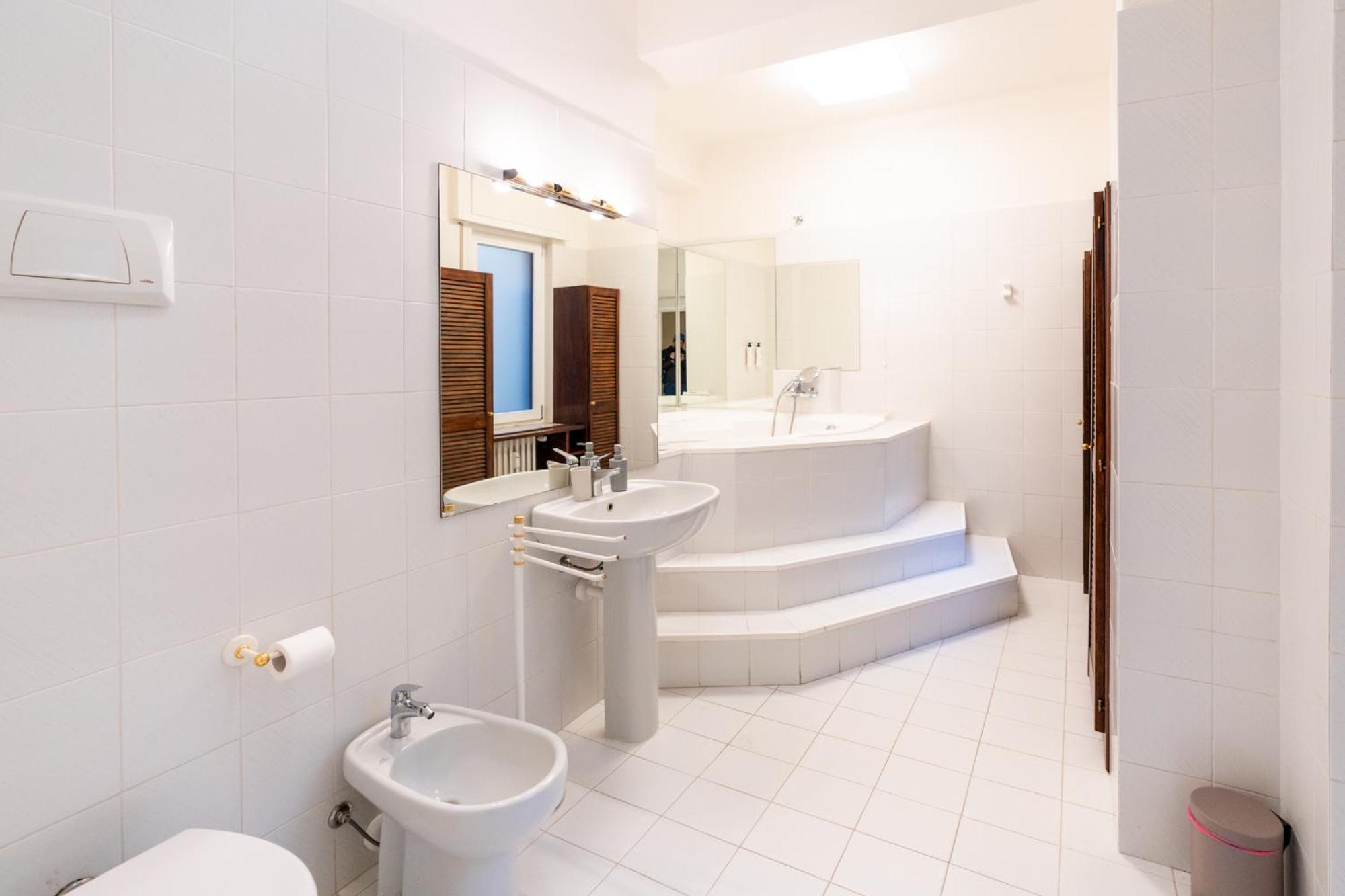 Domus Verona - Elegante Residenza Con Affaccio Su Porta Leoni 객실 사진
