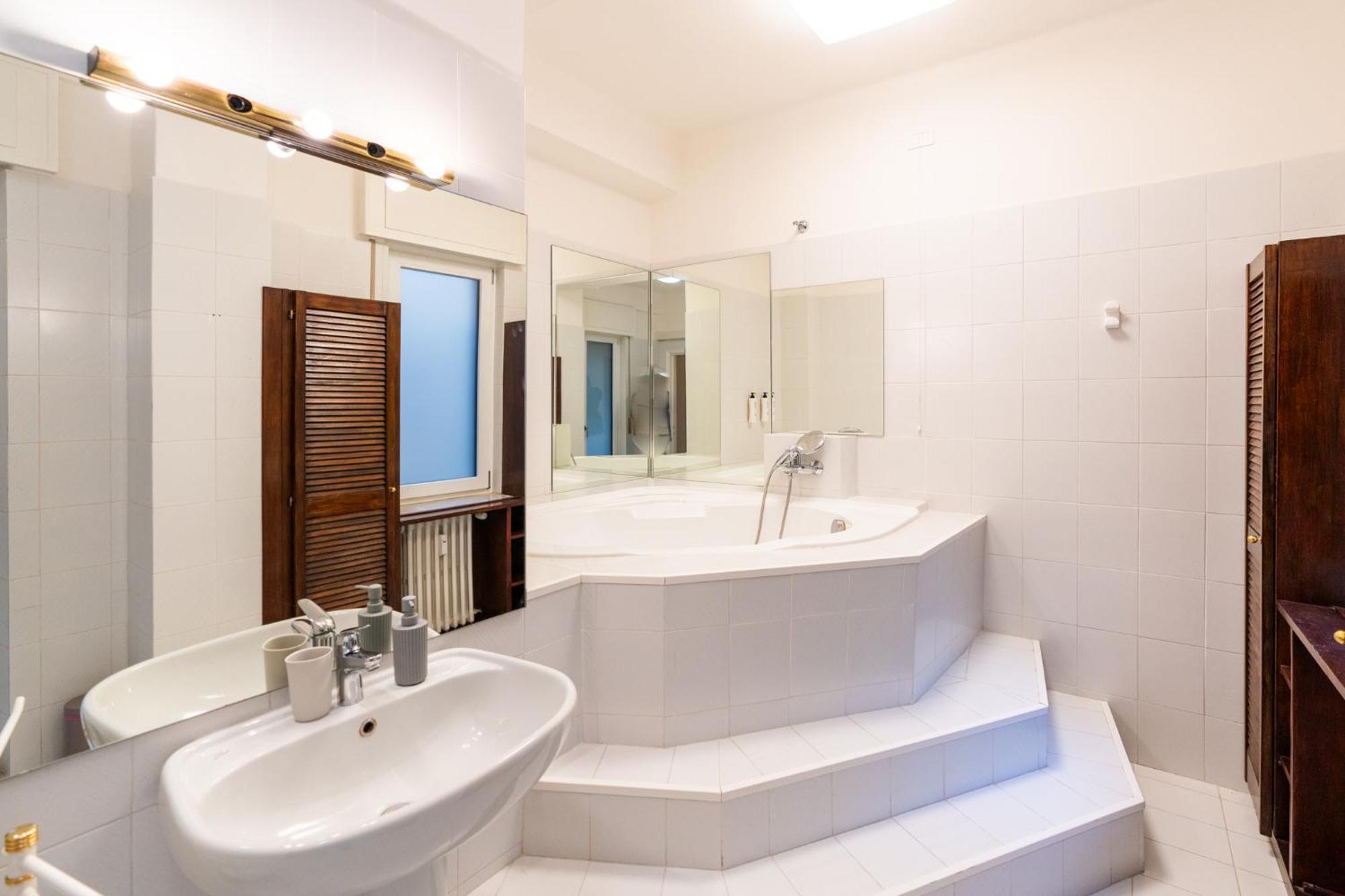 Domus Verona - Elegante Residenza Con Affaccio Su Porta Leoni 객실 사진